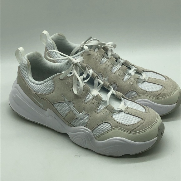Nike Tech Hera Chunky Sneakers Women's 9.5 Neutral White Photon Dust Activewear - Picture 1 of 6